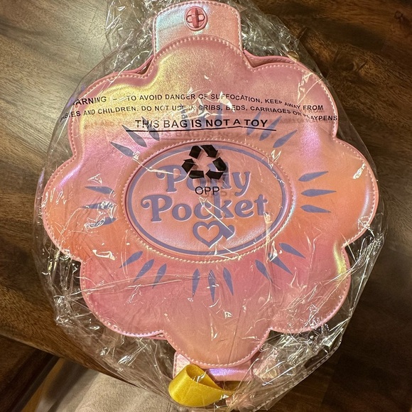 Loungefly Polly Pocket Compact Playset Figural Mini Backpack - NWT - Picture 9 of 10